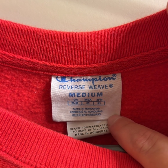 Champion red sweatshirt - Picture 3 of 3